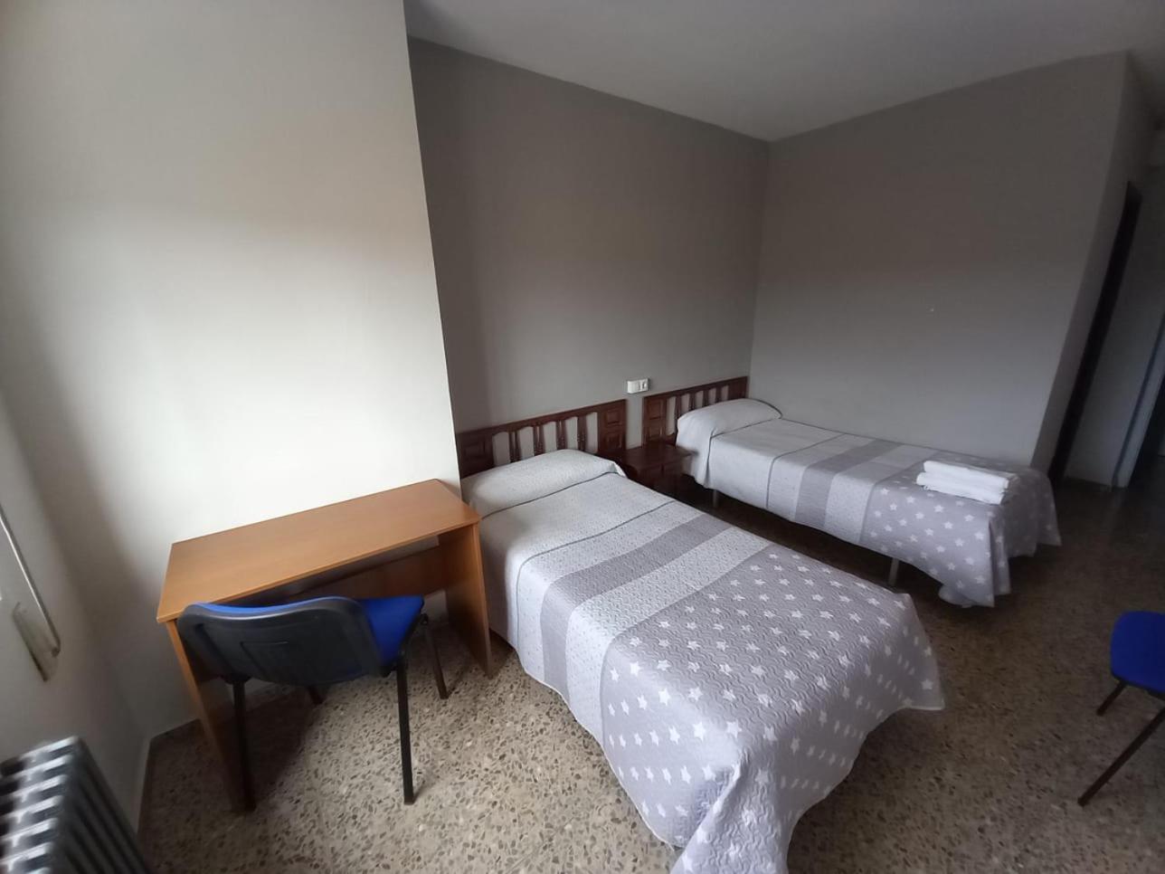 Hostal San Miguel Villalobar Buitenkant foto